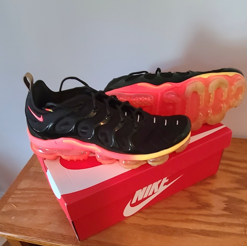Nike Air Vapormax Plus Sz 13